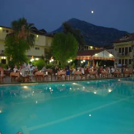 Hotell Carmina