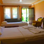 Carmina Otel 3*