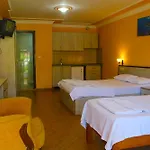 Carmina Otel