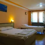 Carmina Otel